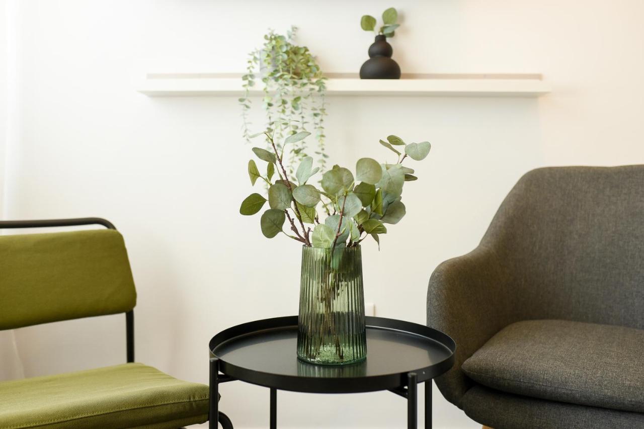 Classy Comfort - Chic Studio On Regina Elisabeta ブカレスト エクステリア 写真
